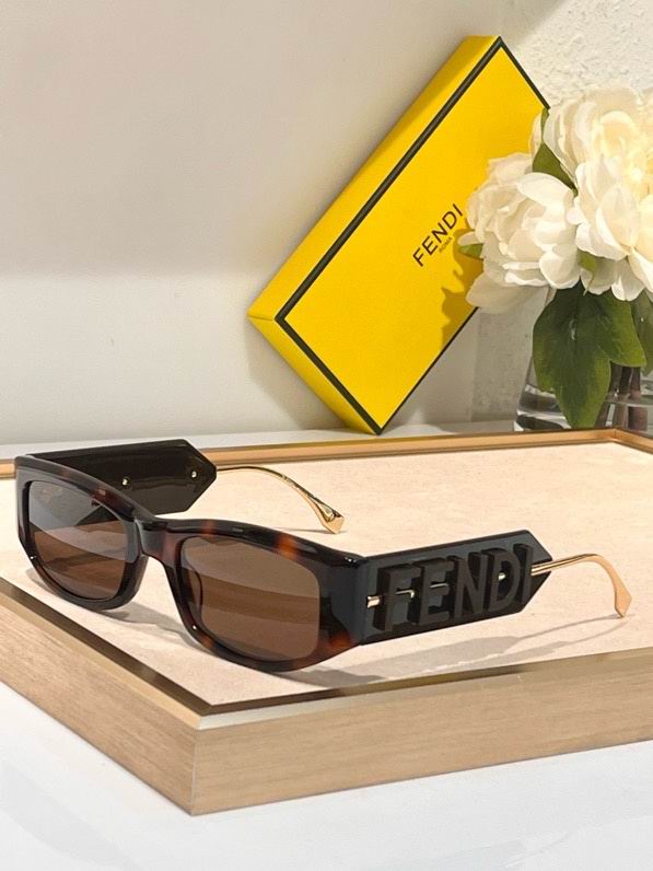 Fendi Glasses (82)